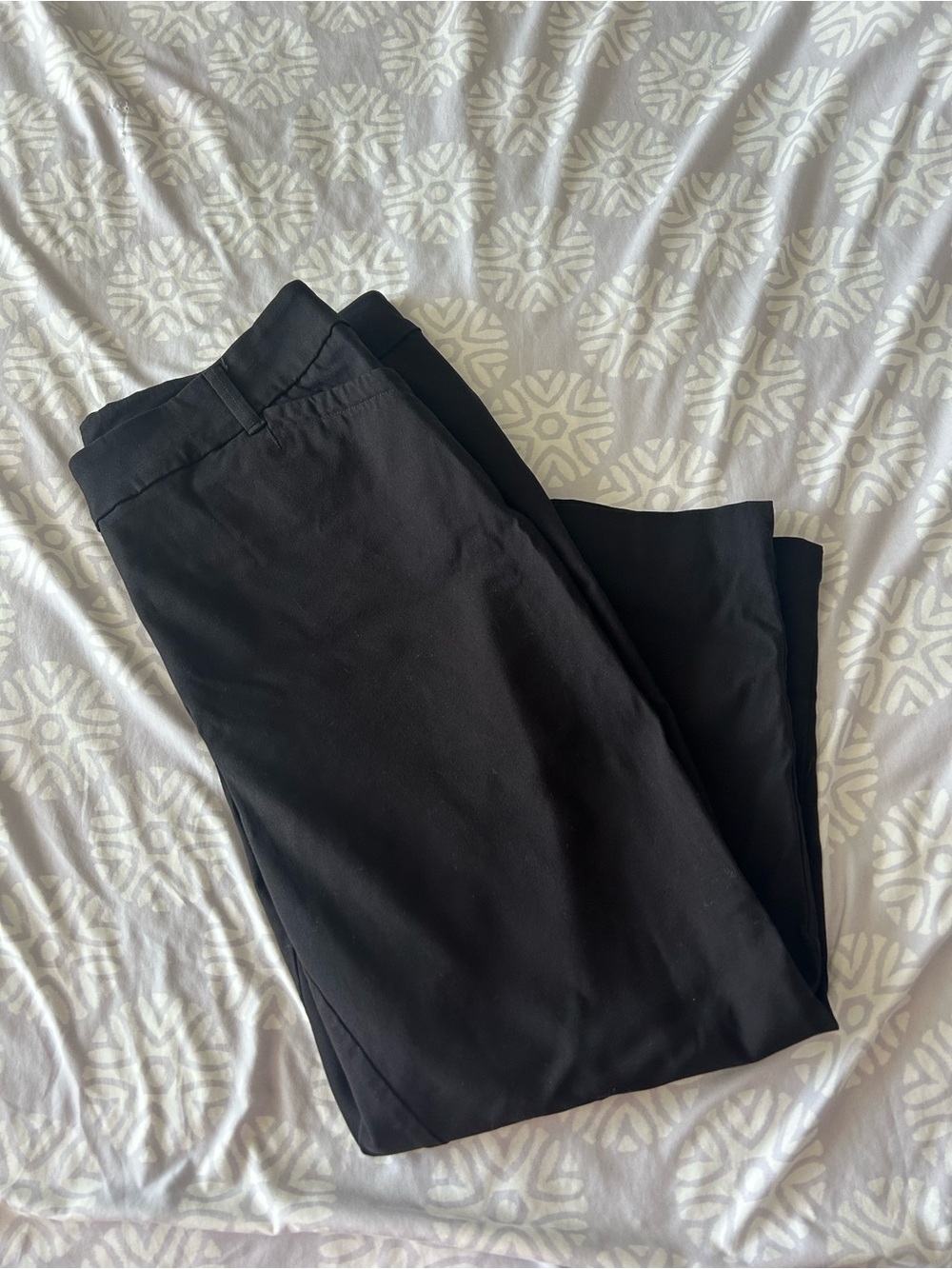 Reitmans Black Ankle Cropped Women's Pants